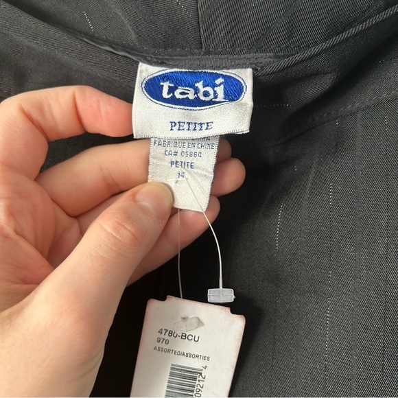 [14p] NWT Tabi Women’s Black and Silver Pinstripe Structured Trousers - Picture 7 of 9